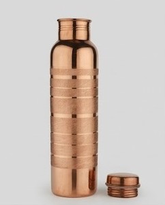 Botella de Agua de Cobre con Ranuras Horizontales, Diseño Minimalista, Portátil para Viajes - Product Image 2