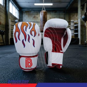 ถุงมือชกมวย Brand Plus รุ่นใหม่ ดีไซน์ Fire Training Flame หนัง PU  โลโก้สั่งทำได้ ระบายอากาศได้ดี น้ำหนักเบา ปรับขนาดได้ เหมาะสำหรับกิจกรรมกลางแจ้ง - Product Image 4