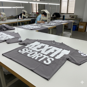 T-shirts à marque privée, grammage lourd 240 GSM, services OEM, fournisseur direct d'usine, impression sérigraphique de logo, t-shirts à épaules tombantes - Product Image 3