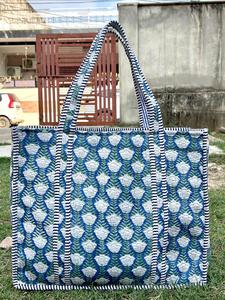 Bolsa de Mano Resistente con Diseño Floral Geométrico a Rayas, Nueva Colección 2026, Acolchada de Algodón, con Correa de Hombro y Gran Capacidad - Product Image 3