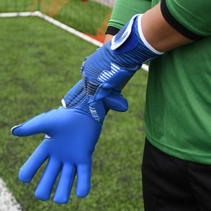 Gants de football de haute qualité en latex allemand respirant, antidérapants, avec fermeture à boucle réglable, protection UV complète des doigts - Product Image 2