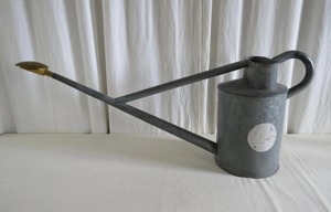 Conteneur d'arrosage extérieur en métal galvanisé, idéal pour arroser les plantes dans les jardins publics, parcs et paysages, provenant d'Inde - Product Image 6