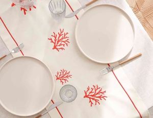 Nappe de table en coton beige personnalisée en gros, brodée corail rouge, lavable et durable pour mariages et événements à domicile - Product Image 2