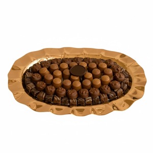 Plateau de présentation de chocolats de luxe en métal doré de haute qualité pour mariages et occasions spéciales – Présentoir élégant pour desserts - Product Image 1