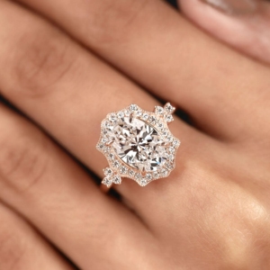 Bague Art Déco 3 carats, diamant de laboratoire CVD ovale, design vintage halo, or rose 14 carats, cadeau d'anniversaire et de naissance pour elle - Product Image 2