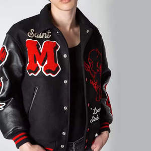 Chaqueta Personalizada de Hombre Estilo Universitario Vintage con Mangas de Cuero, Bordado Chenille, Diseño Gráfico de Demonio, Cierre de Botones a Presión - Product Image 2