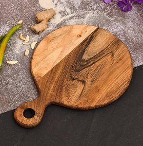 Planche à découper triangulaire en bois de manguier écologique, fabriquée à la main, sans danger pour les aliments, non toxique, ergonomique, plateau de service pour la cuisine - Product Image 5