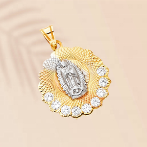 Lujo Unisex tres tonos plateado madre María encanto colgante regalo personalizado mujeres hombres niños con diamante clásico Aleación de Metal - Product Image 2