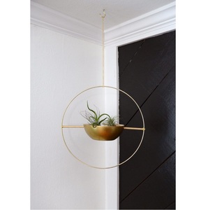 Macetas Colgantes de Metal Rústico, Diseño Cuadrado Galvanizado para Decoración con Flores y Plantas Verdes - Product Image 6