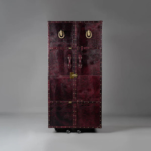 Mueble de Cuero para Almacenamiento de Vino, Hecho a Mano, Diseño Clásico, Muebles de Cuero de Alta Demanda - Product Image 6