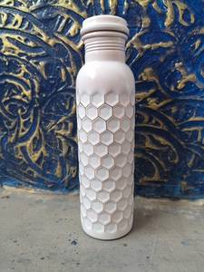 Bouteille d'eau en cuivre artisanale, magnifique bouteille en cuivre - Cadeau bien-être ayurvédique - Amour de soi, fitness, yoga - Cadeau - Product Image 6