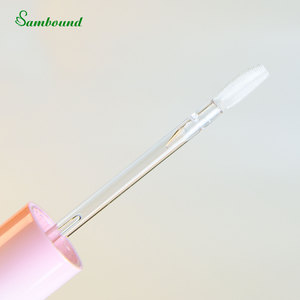 Manufacturer Custom 5.6ml Capsule Lip Gloss <b>Tubes</b> Non-Absorbent Soft <b>Plastic</b> Brush Head Easy Scraping Transparent Brush Rod OEM - Product Image 5