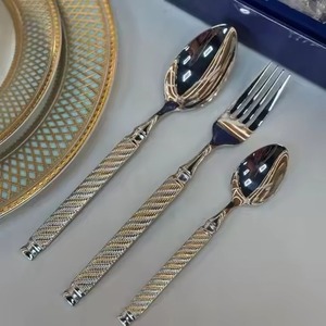 Juego de Cubiertos Metálicos de Lujo para Hostelería, para la Comodidad de los Huéspedes y la Elegancia de la Mesa - Product Image 6
