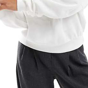 เสื้อสเวตเชิ้ตสไตล์นักศึกษาหญิง แขนยาว ผ้าขนสัตว์ ใส่สบาย ทรงหลวม แฟชั่นลำลองสำหรับผู้หญิง เหมาะสำหรับใส่ในชีวิตประจำวัน - Product Image 5
