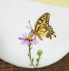 Servilletas de Tela Bordadas Cuadradas con Dobladillo, Servilletas de Mesa de Algodón con Mariposas y Flores, Decoración para el Hogar, Bodas y Eventos - Product Image 3