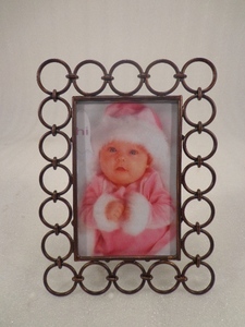 Decorative Metal Photo <b>Frame</b> Round Circle Alloy <b>Picture</b> <b>Frame</b> <b>Vintage</b> Wall Decor for Home Wedding Gift - Product Image 1