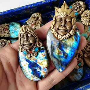 Collar de Piedras Preciosas Naturales con Colgante de Dios y Diosa de Labradorita de Lujo |   Gema de Cristal Brillante |   Collar Espiritual |   Artesanía Hecha a Mano - Product Image 1