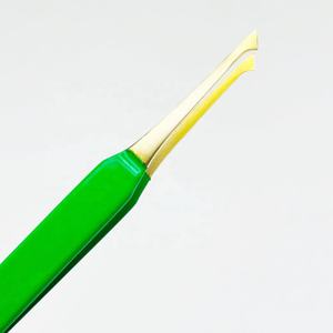 Pinzas para pestañas postizas profesionales de acero inoxidable sostenibles de alta calidad al por mayor cuidado personal puntiagudo de color verde dorado - Product Image 2