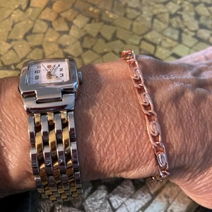 Bracelet magnétique moderne en cuivre, écologique et énergétique, cadeau de mariage en cuivre pour le bien-être et les anniversaires - Product Image 3
