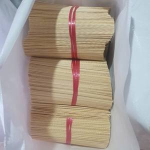 Varillas de bambú natural de alta calidad para la producción de varitas de incienso con superficie lisa y grosor uniforme - Product Image 2
