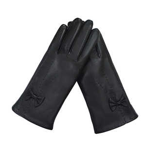 Guantes de Carreras de Cuero Negro con Detalle de Lazo, Unisex, Estilo Pull-On, Resistentes al Viento, para Uso Diario - Product Image 3