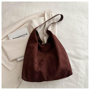Sac à bandoulière pour femme en daim rétro de haute qualité, grande capacité, décontracté, polyvalent, pliable, sac fourre-tout - Product Image 5