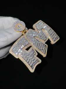 Colgante de letra personalizada con engaste de garra, moissanita baguette, joyería hip hop, plata de ley 925 con incrustaciones para letra inicial certificada - Product Image 3