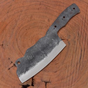 Cuchillo de Cocina Profesional Hecho a Mano, Cuchillo de Chef con Hoja en Blanco, Forjado a Mano en Acero con Alto Contenido de Carbono, Cuchillo de Cocina Personalizado, Suministros UA Drop - Product Image 1