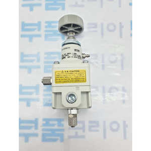 Régulateur de pression de précision SMC Pneumatics Modèle 10-IR1000-01 - Product Image 2