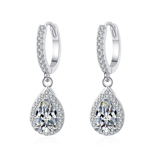 Pendientes vintage con diamantes cultivados en laboratorio sin conflictos, con oro blanco de 14k, diseñados para diamantes cultivados en laboratorio de forma ética. - Product Image 1