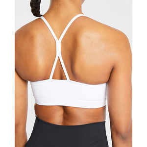 Sujetador deportivo fruncido con logo personalizado, el más vendido, con detalle fruncido en el centro, tirantes finos y de alto impacto, lo último en sujetadores deportivos para mujer. - Product Image 6