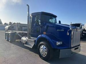 Camión diésel 6x4, cabeza tractora, vehículo comercial de servicio pesado para transporte de contenedores y logística - Product Image 3