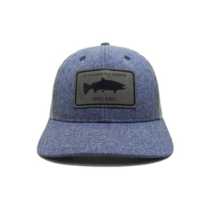 Gorra Trucker de Malla Transpirable con Diseño de Parche de Cuero, Diseñada para Comodidad y un Look Deportivo Diario, Hecha en Vietnam - Product Image 1