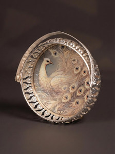 Bandeja de regalo de plata alemana con diseño de pavo real - Product Image 2