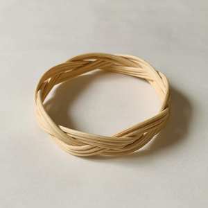 กำไลข้อมือหวายสำหรับสุภาพสตรีและผู้ชายสร้อยข้อมือแฟชั่นทำมือดีไซน์สวย - Product Image 4