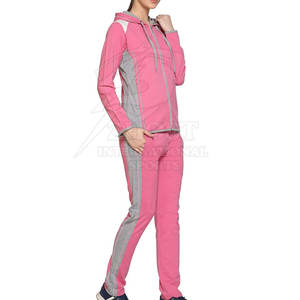 Conjunto deportivo de verano para mujer, top corto moderno, transpirable, con capucha y pantalones jogger de manga larga. - Product Image 3