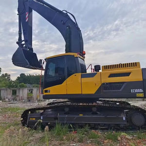 Reliable 3000kg Used Digger with Front Leveling Blade and High Torque Diesel Engine for Professional Landscaping - Product Image 1