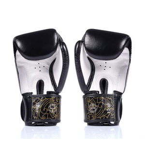 Latest Model Black Professional Pro Leather Boxing Gloves High Quality UV Protection Kick Boxing MMA Training & Sparring Gear - Product Image 4