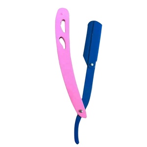 Lame remplaçable en acier inoxydable Rasoir à raser pour barbier pour un soin professionnel de la barbe et un rasage en douceur - Product Image 1