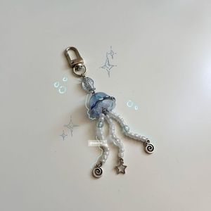 Porte-clés élégant fait main avec perles et broderie complexe pour femmes, filles, sacs, sacoches et boutiques de cadeaux - Product Image 2