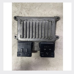 โมดูลคอมพิวเตอร์เครื่องยนต์ Audi ECM ECU PCM 05-08 ใช้ได้กับ AUDI A4 2.0 ECM ECU โมดูลคอมพิวเตอร์เครื่องยนต์ PCM อะไหล่รถยนต์ - Product Image 3