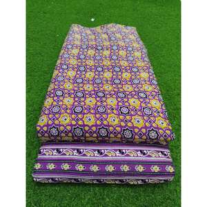 Tissu en coton pur et doux, respirant et léger, idéal pour les kurtis, chemises, vêtements d'été, couture et artisanat textile. - Product Image 1