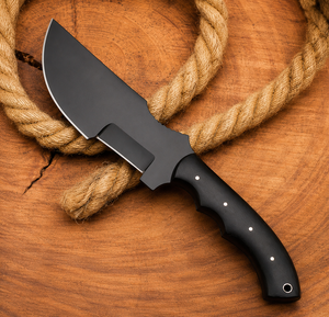 Couteau de chasse artisanal Tracker en acier au carbone avec lame thermolaquée et manche en micarta blanc - Product Image 4