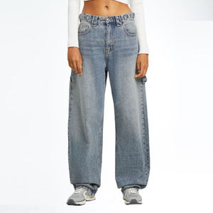 Jean en denim coupe bootcut affinée pour femme, design personnalisé, respirant, idéal pour l'été - Product Image 1