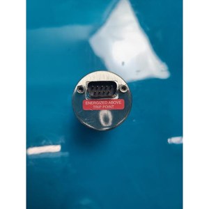 Manomètre à capacité de pression MKS 41B13DGA2AA040, utilisé comme pièce détachée d'équipement semi-conducteur d'époque - Product Image 3