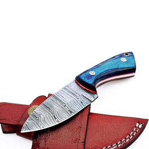Cuchillo Artesanal de Acero de Damasco con Hoja de Punta Caída y Mango Azul para Caza y Uso en Exteriores - Cuchillos de Hoja de Damasco en Venta - Product Image 1