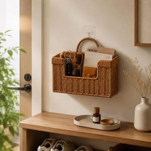 Cesta de almacenamiento de ratán con asa, organizador de mimbre hecho a mano para baño, estilo rústico multiusos - Product Image 3