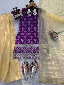 Conjunto de Top, Pantalón y Dupatta Bordado para Mujer - Jequrd de Secado Rápido, Antiarrugas, Elástico y Reversible para Bodas - Product Image 6