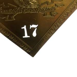 Cet objet est une plaque de shako napoléonienne française provenant du 17e régiment de la Ligne. - Product Image 5