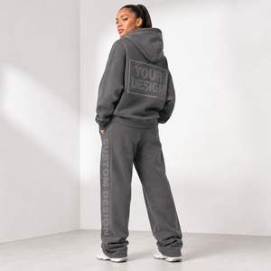 Ensemble assorti surdimensionné personnalisé avec logo sérigraphié pour femme, en molleton de coton et polyester, avec poches latérales et taille côtelée, style streetwear privé - Product Image 3